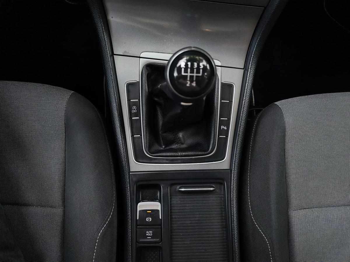 volkswagen-golf-1-6-tdi-4motion-2014-diesel-1598cc