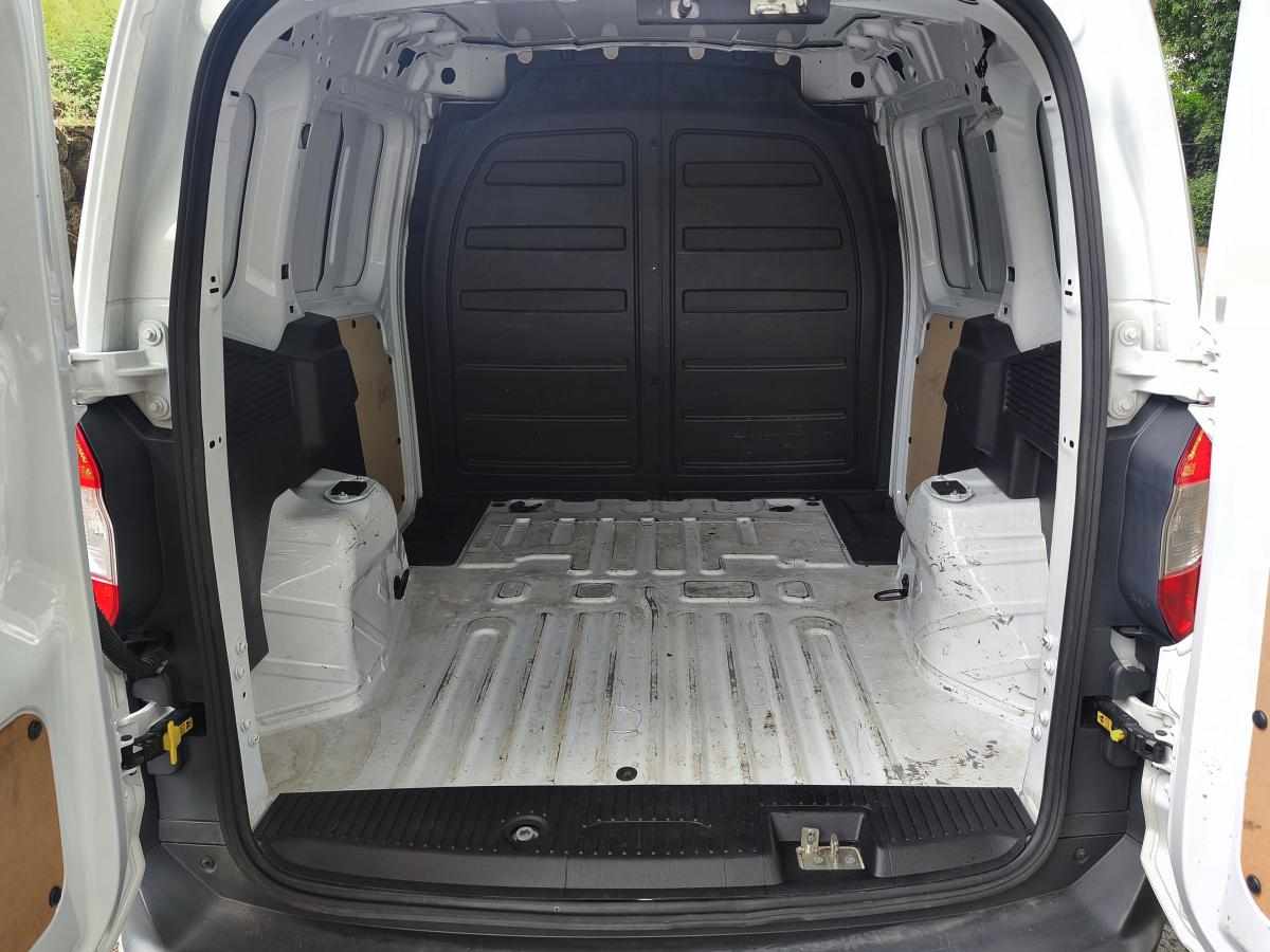 ford-transit-courier-1-5-75cv-2016-diesel-1499cc