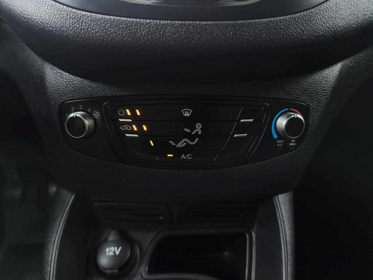 ford-transit-courier-1-5-75cv-2016-diesel-1499cc