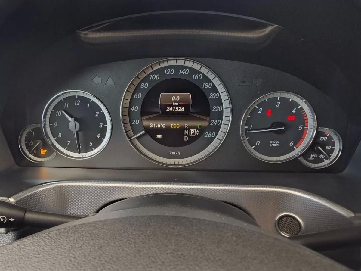 mercedes-benz-classe-e-2012-diesel-2143cc