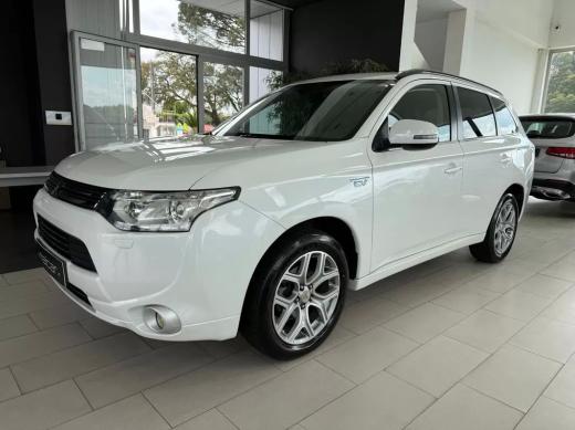 mitsubishi-outlander-2015-hibrido-1998cc