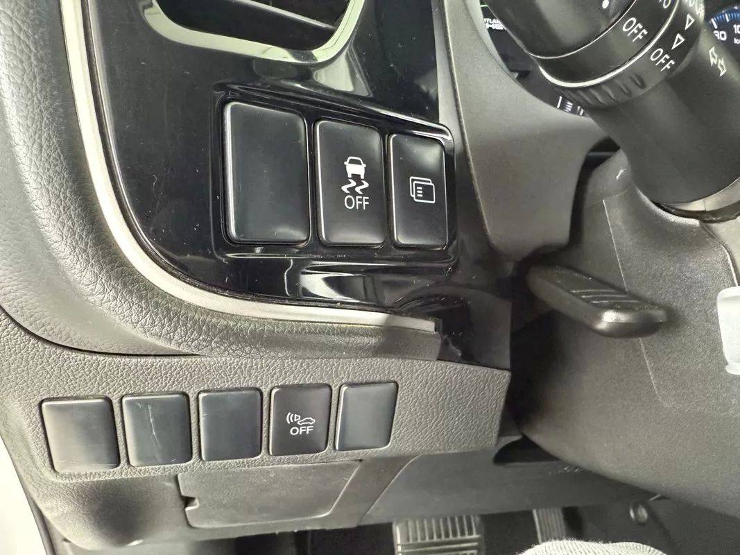 mitsubishi-outlander-2015-hibrido-1998cc