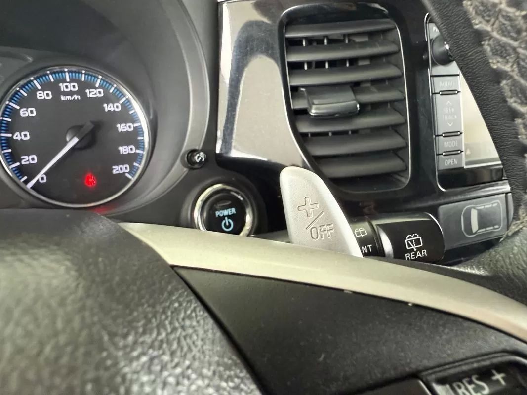 mitsubishi-outlander-2015-hibrido-1998cc