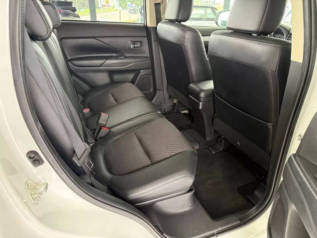 mitsubishi-outlander-2015-hibrido-1998cc