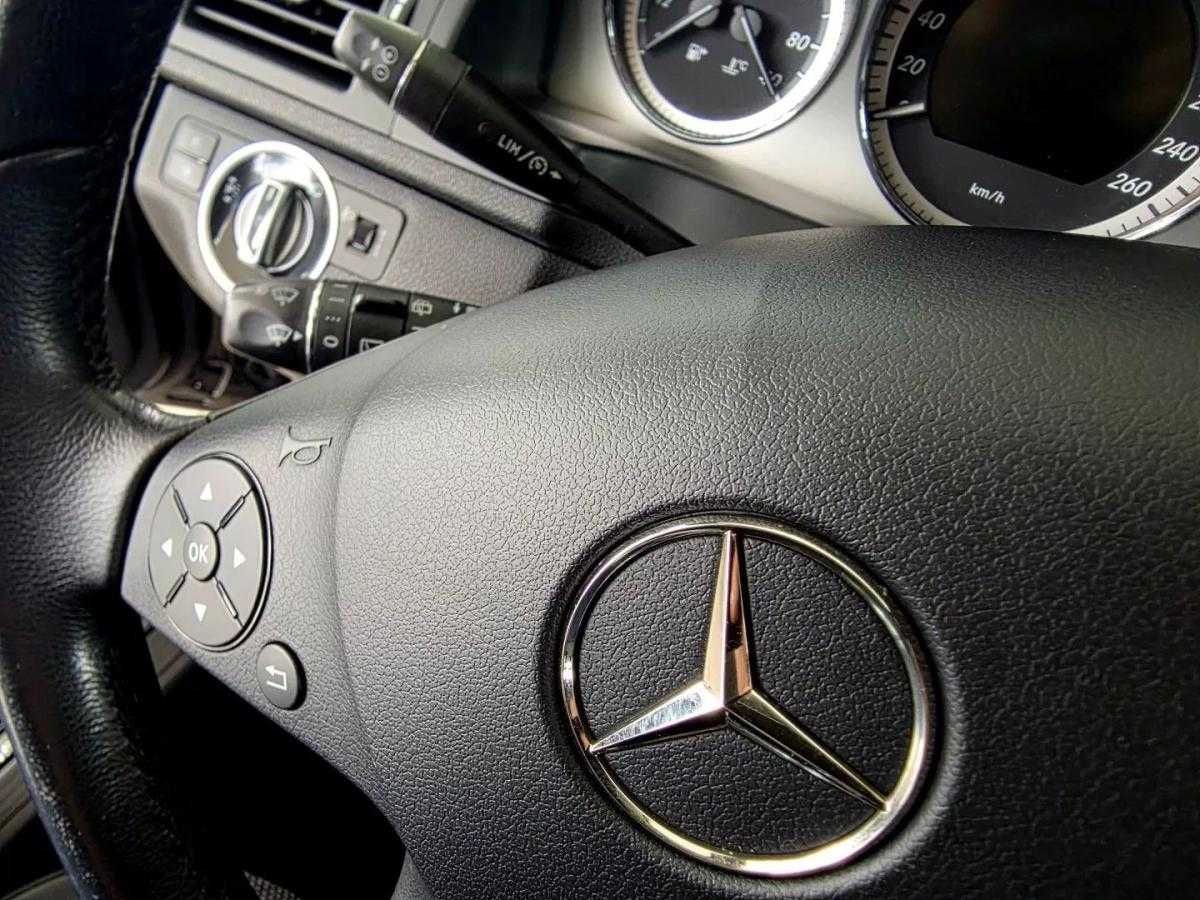 mercedes-benz-classe-c-2011-diesel-2143cc