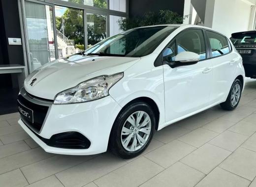 peugeot-208-2018-diesel-1560cc
