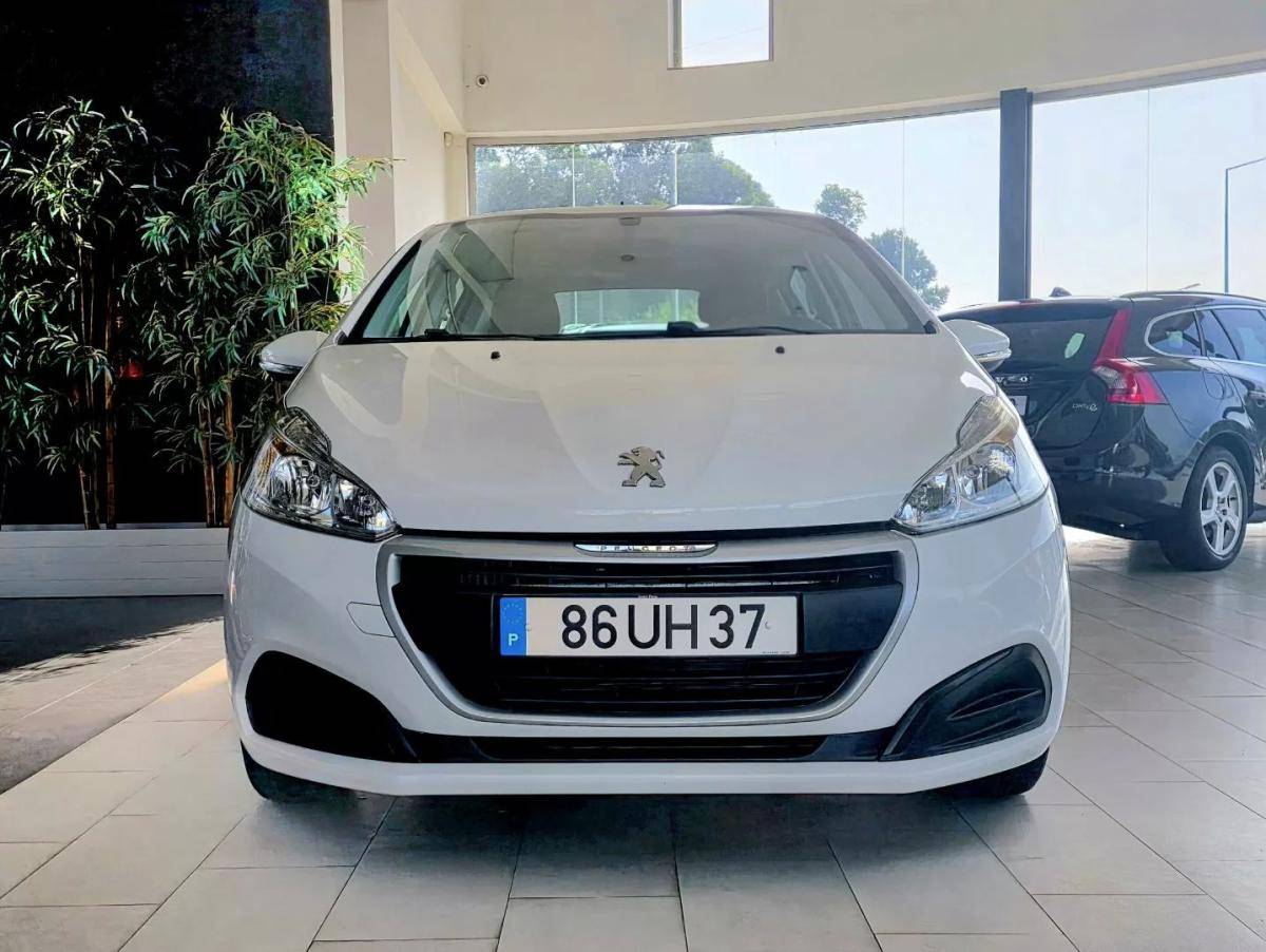 peugeot-208-2018-diesel-1560cc