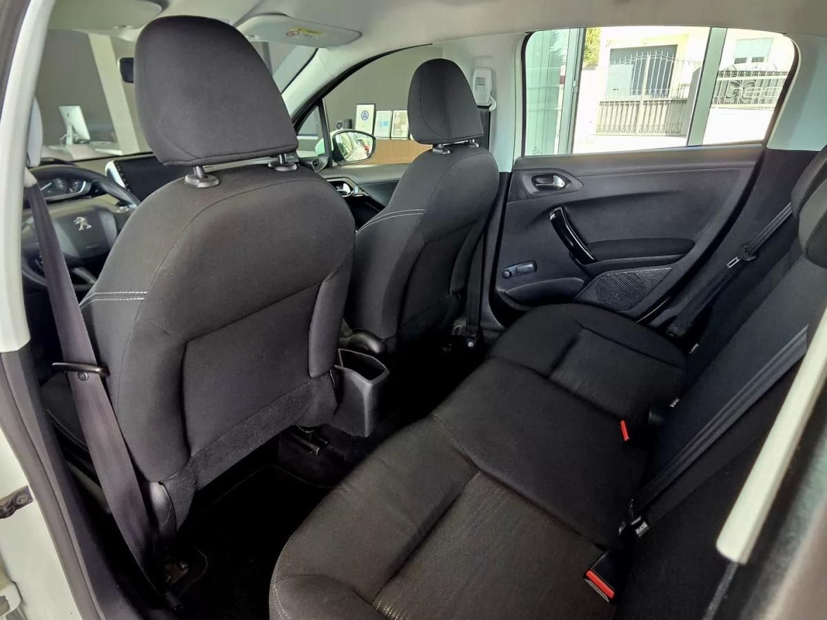 peugeot-208-2018-diesel-1560cc
