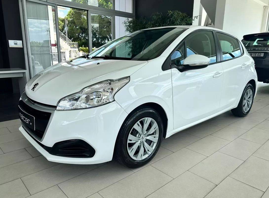 peugeot-208-2018-diesel-1560cc