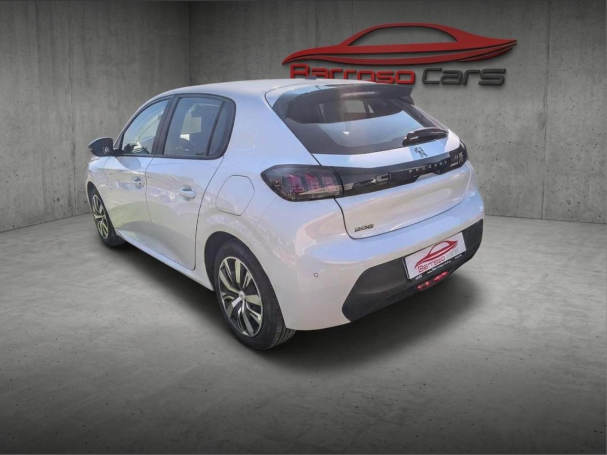 peugeot-208-2023-diesel-1499cc