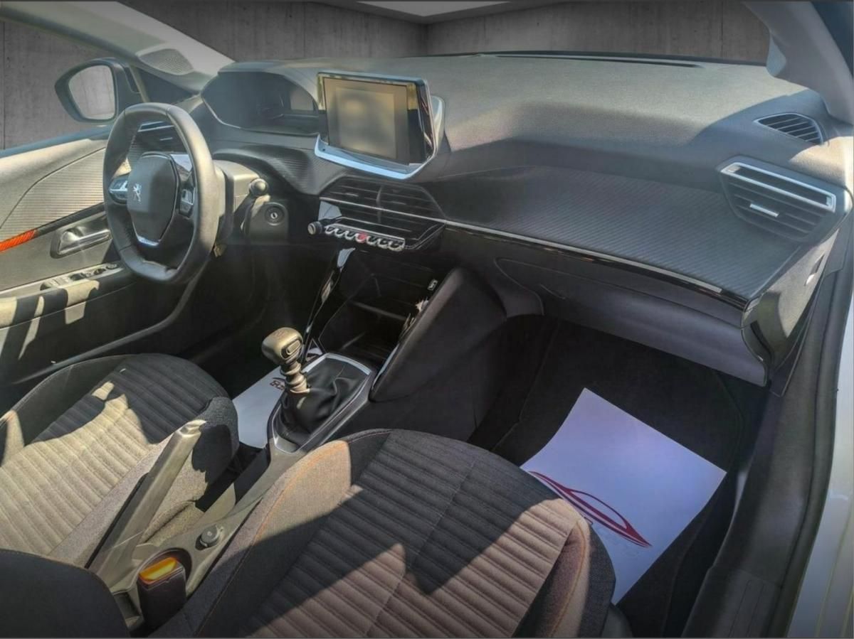 peugeot-208-2023-diesel-1499cc