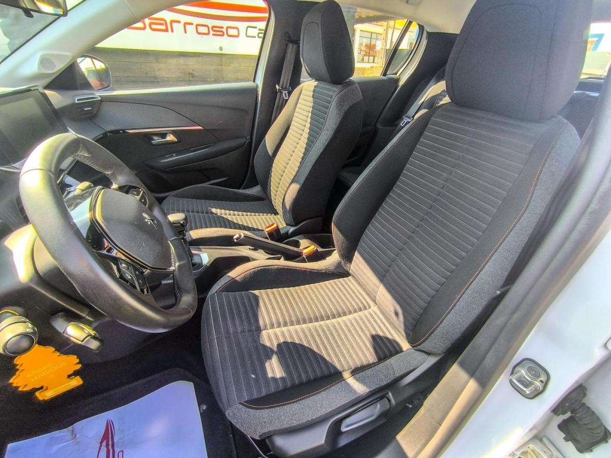 peugeot-208-2023-diesel-1499cc