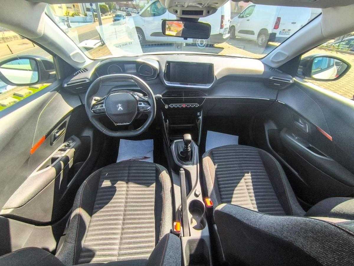 peugeot-208-2023-diesel-1499cc