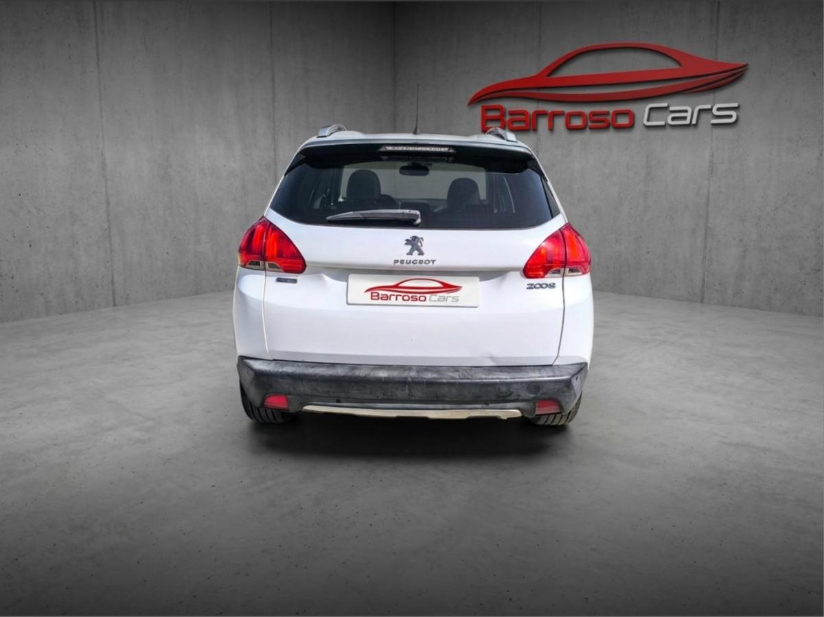 peugeot-2008-2016-gasolina-1199cc