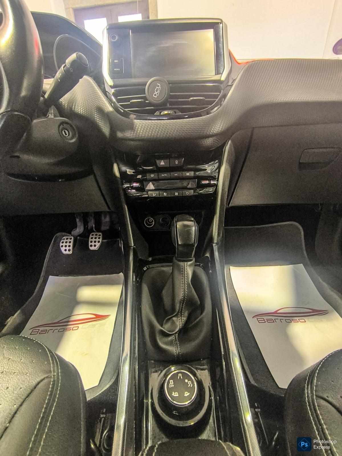 peugeot-2008-2016-gasolina-1199cc