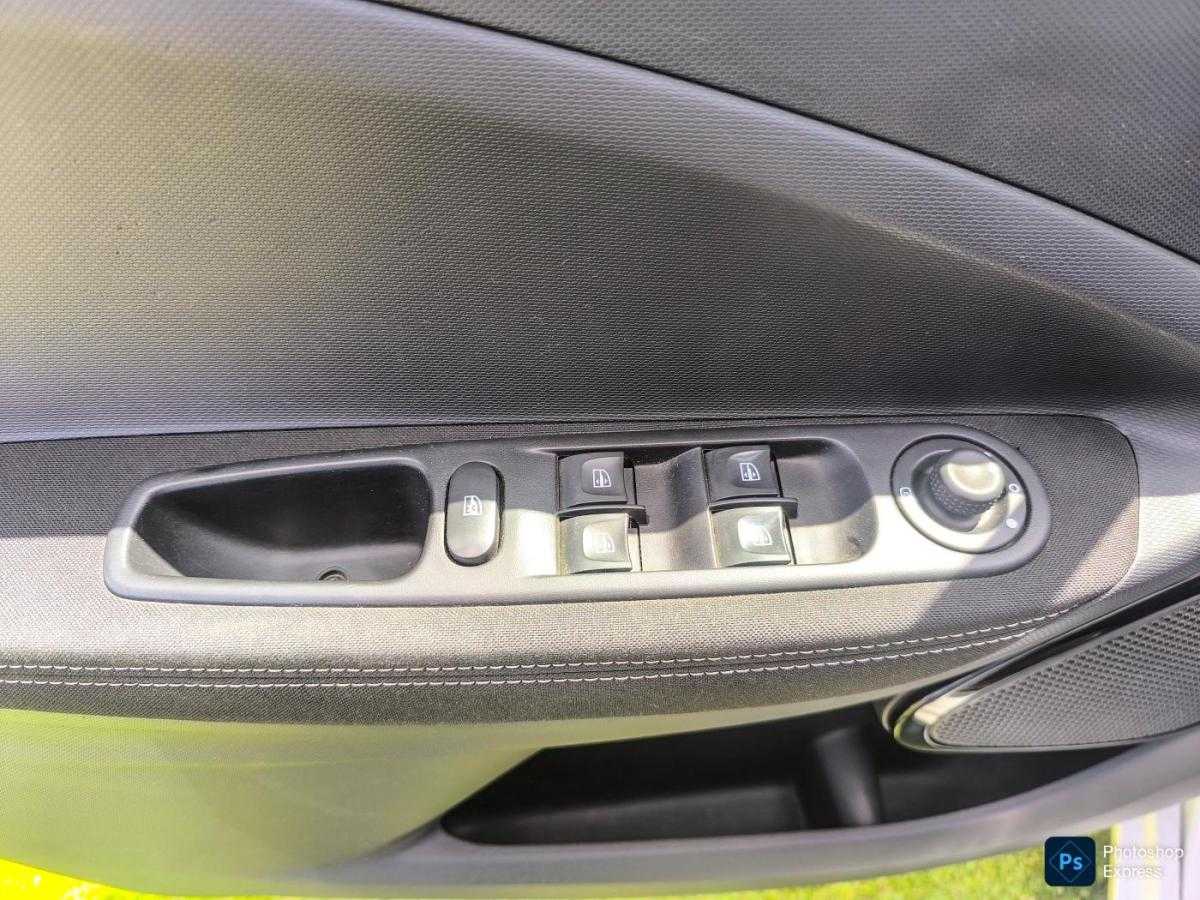 renault-zoe-2018-eletrico-0cc