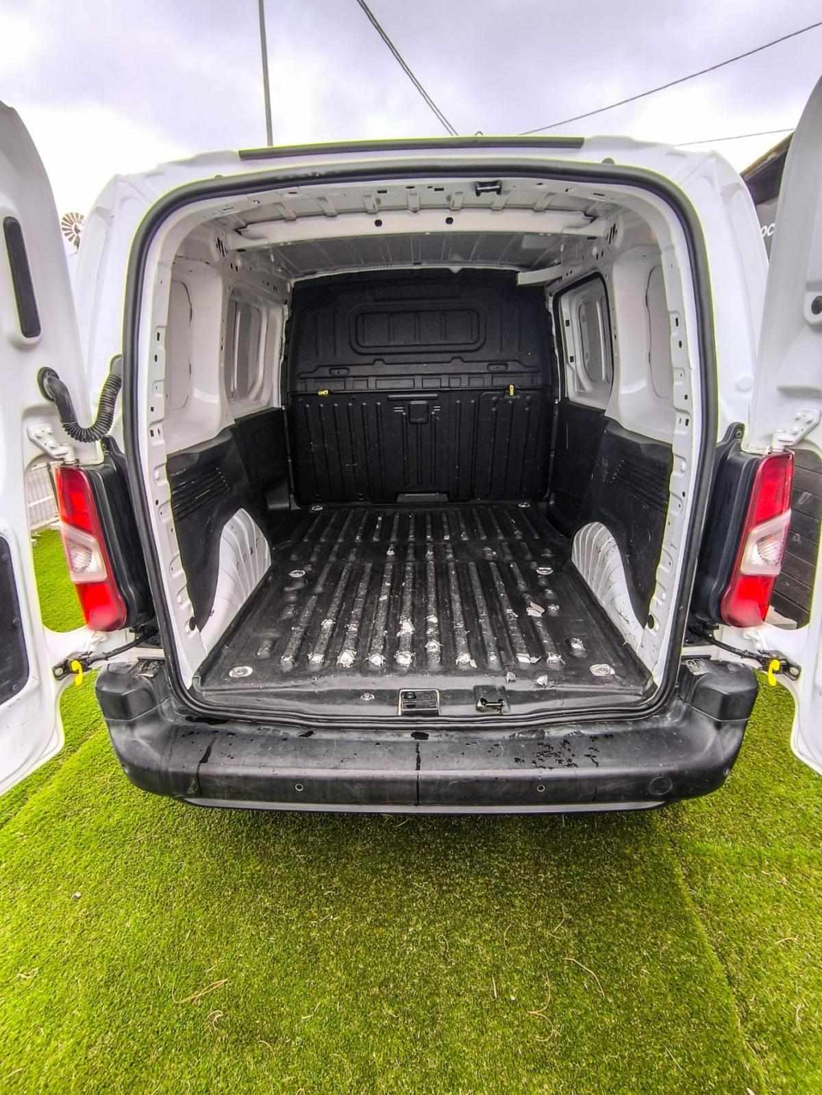 peugeot-partner-2019-diesel-1560cc