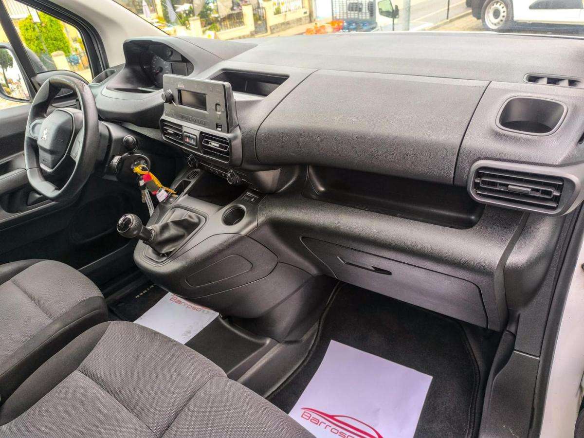 peugeot-partner-2019-diesel-1560cc