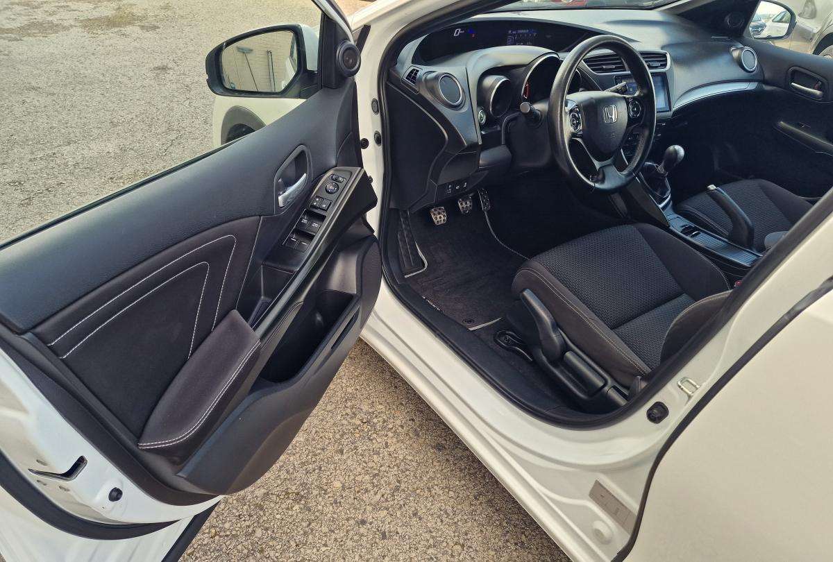 honda-civic-2016-diesel-1597cc