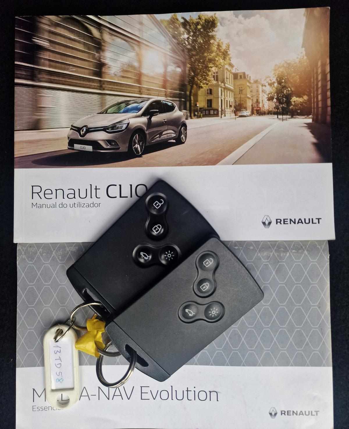 renault-clio-sport-tourer-2017-diesel-1461cc