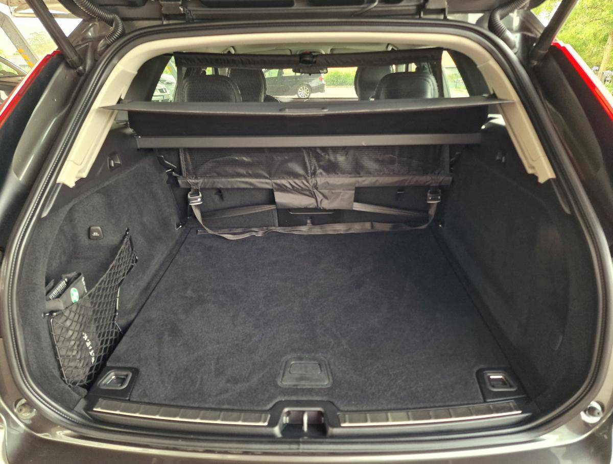 volvo-xc60-2019-diesel-1969cc