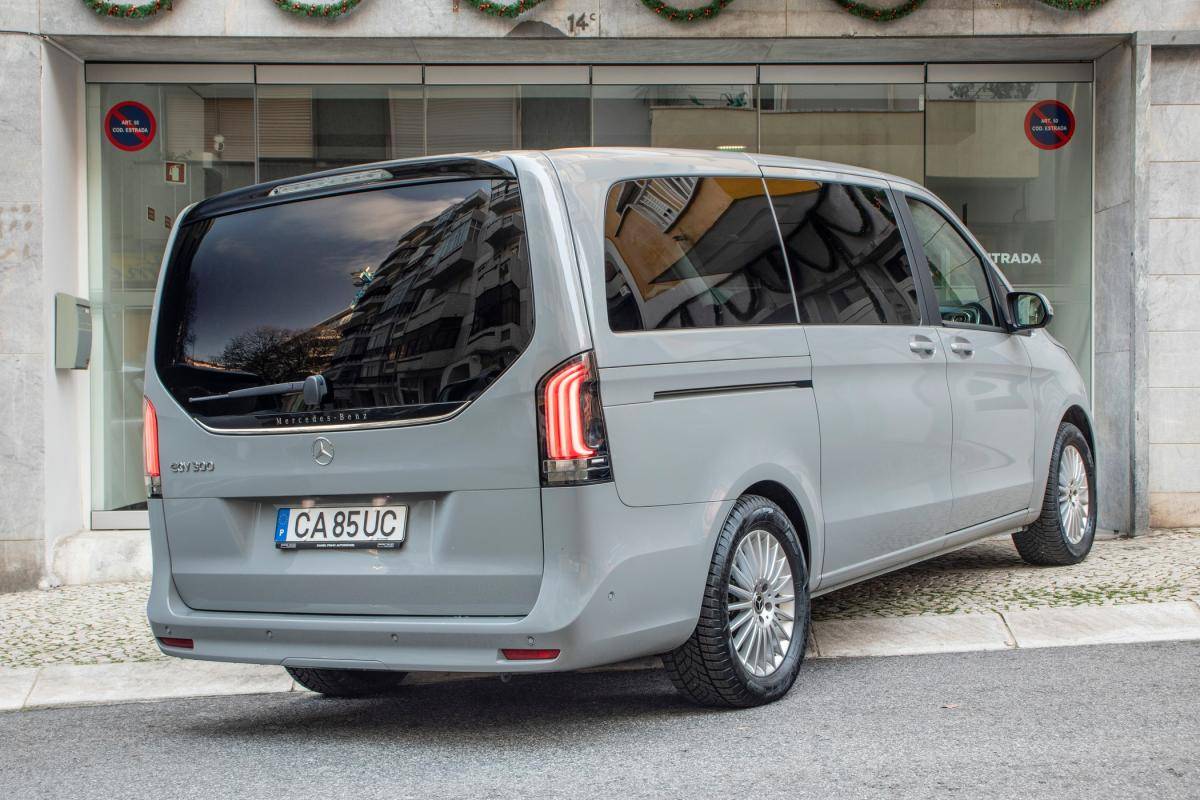 mercedes-benz-eqv-2024-eletrico-0cc
