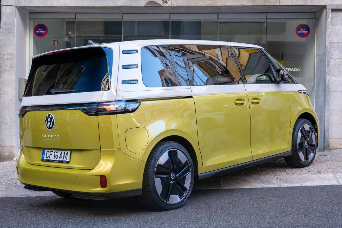 volkswagen-id-buzz-2023-eletrico-0cc