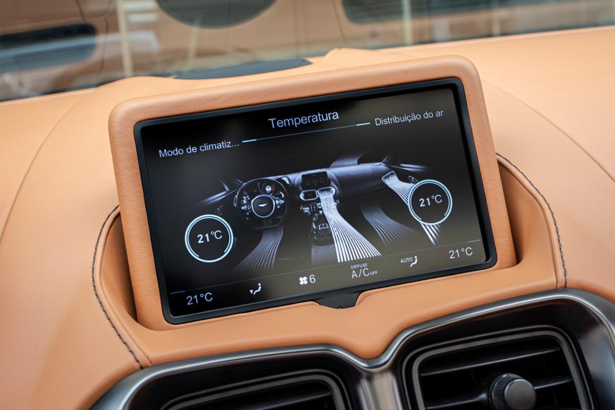 aston-martin-vantage-roadster-2021-gasolina-3982cc