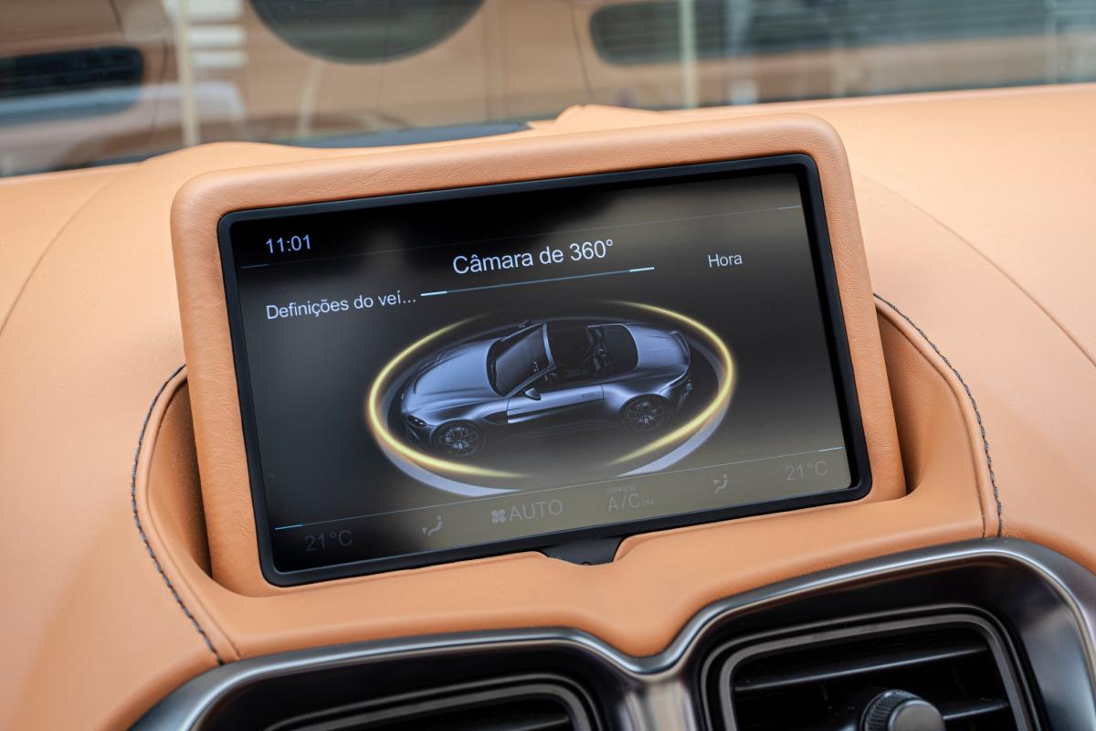 aston-martin-vantage-roadster-2021-gasolina-3982cc