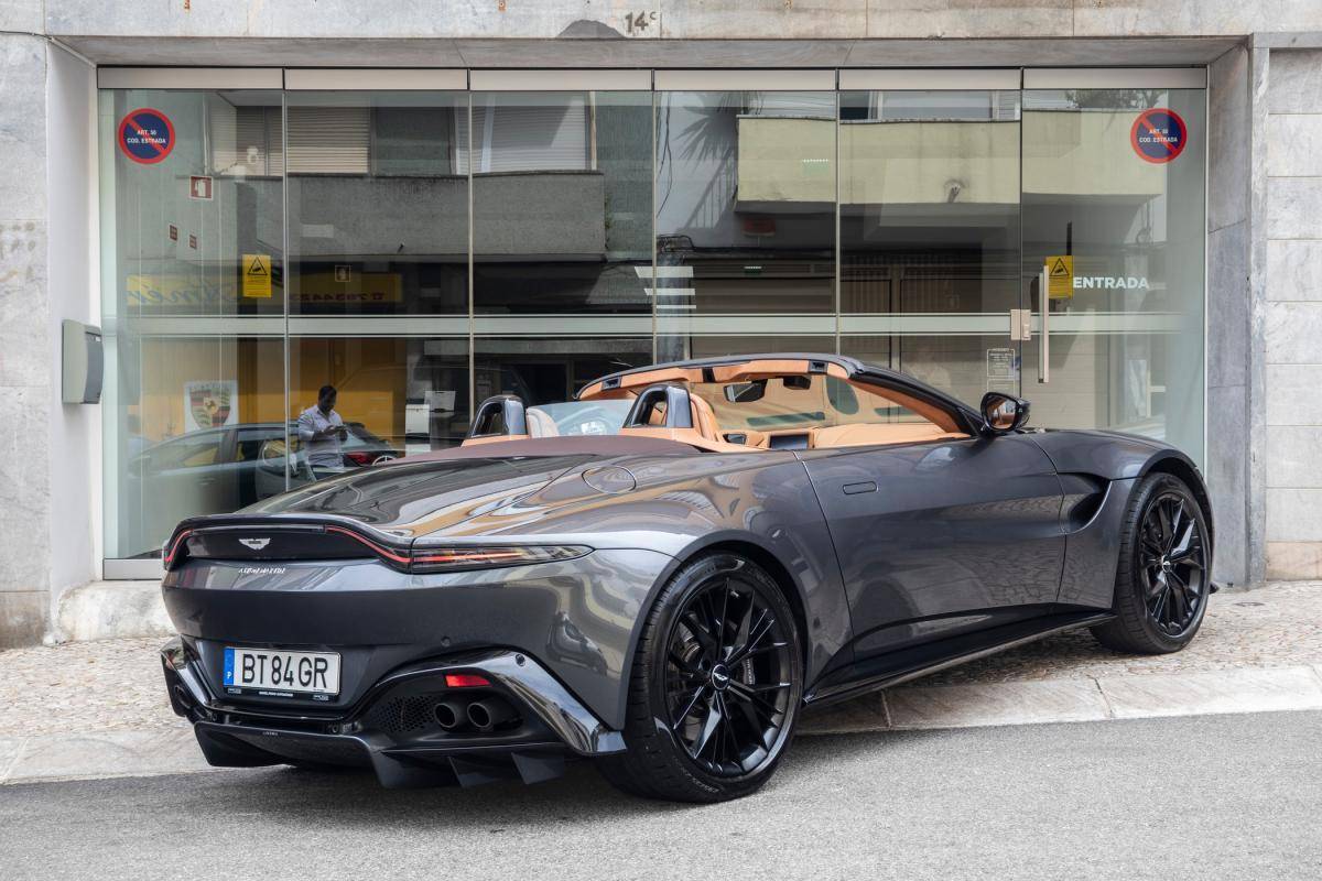 aston-martin-vantage-roadster-2021-gasolina-3982cc