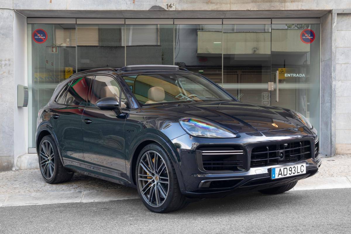 porsche-cayenne-2020-hibrido-a-gasolina-3996cc