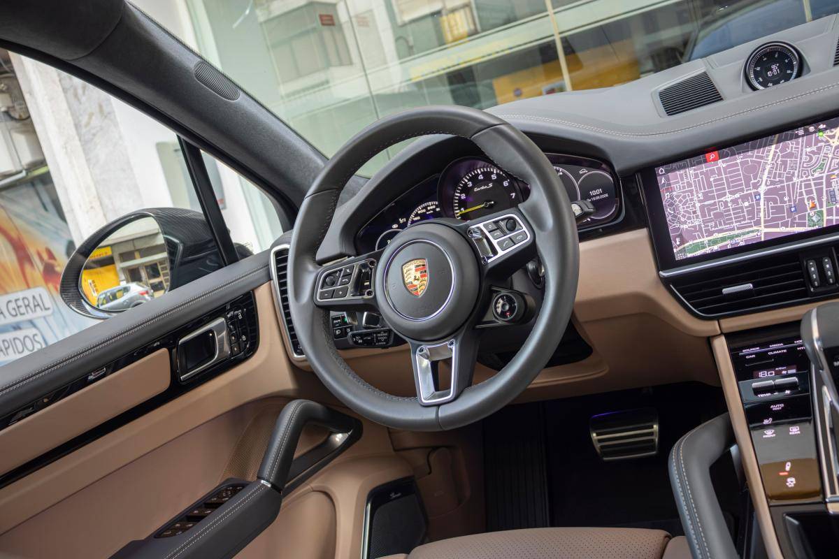 porsche-cayenne-2020-hibrido-a-gasolina-3996cc