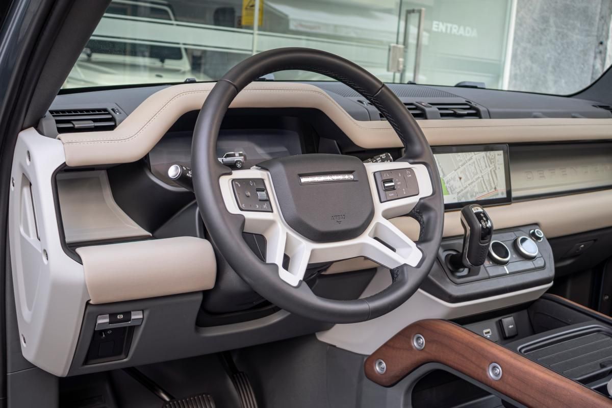 land-rover-defender-2024-gasolina-2996cc