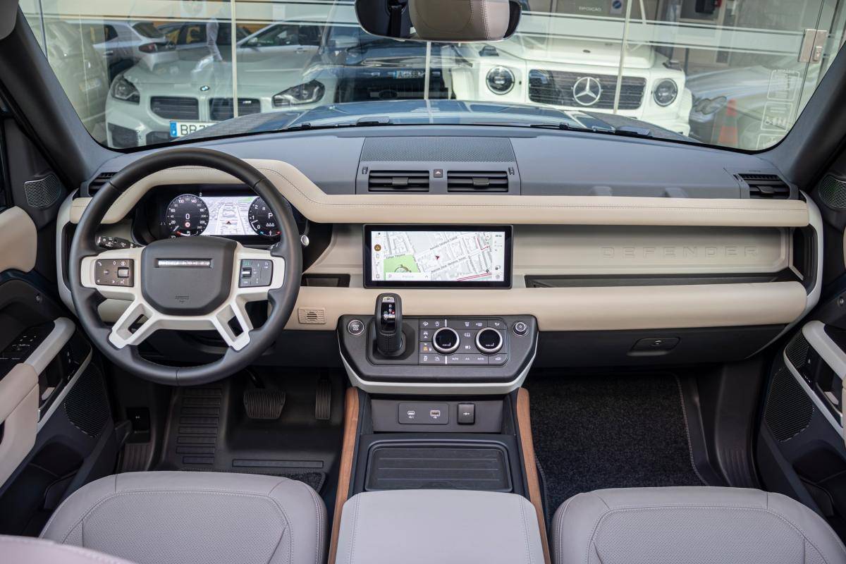 land-rover-defender-2024-gasolina-2996cc