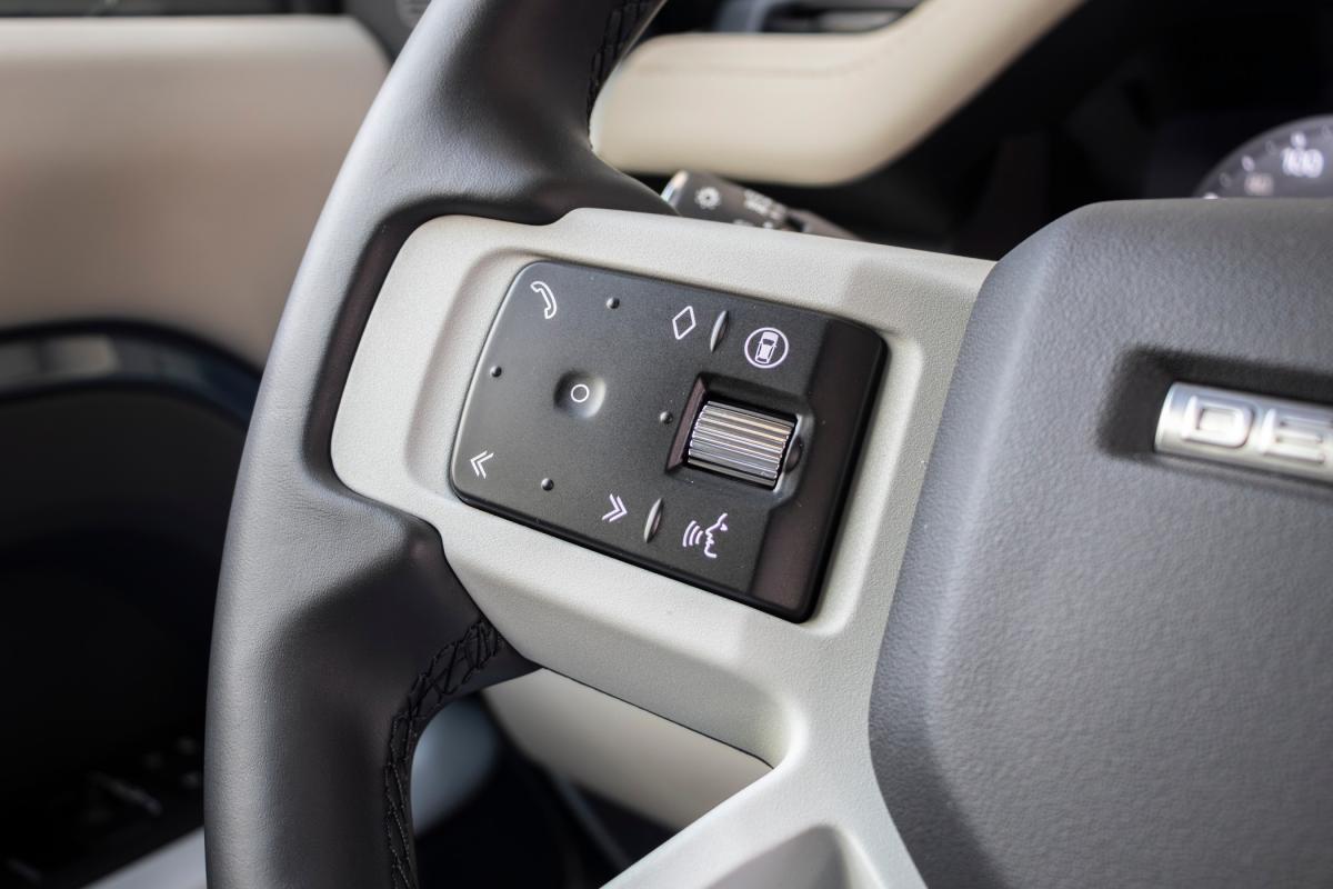 land-rover-defender-2024-gasolina-2996cc
