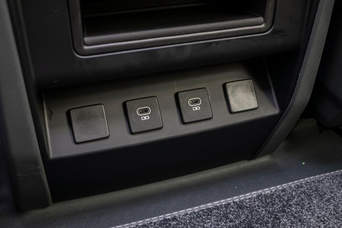 land-rover-defender-2024-gasolina-2996cc