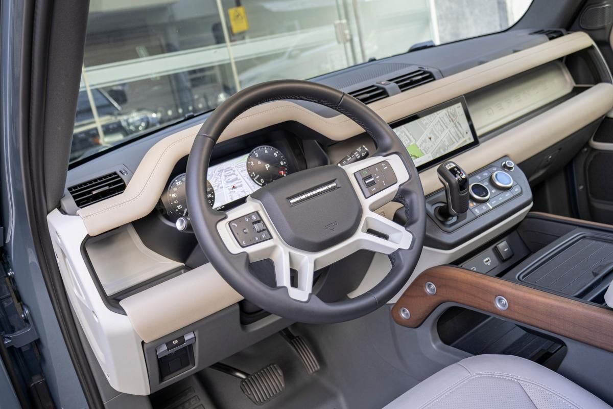 land-rover-defender-2024-gasolina-2996cc