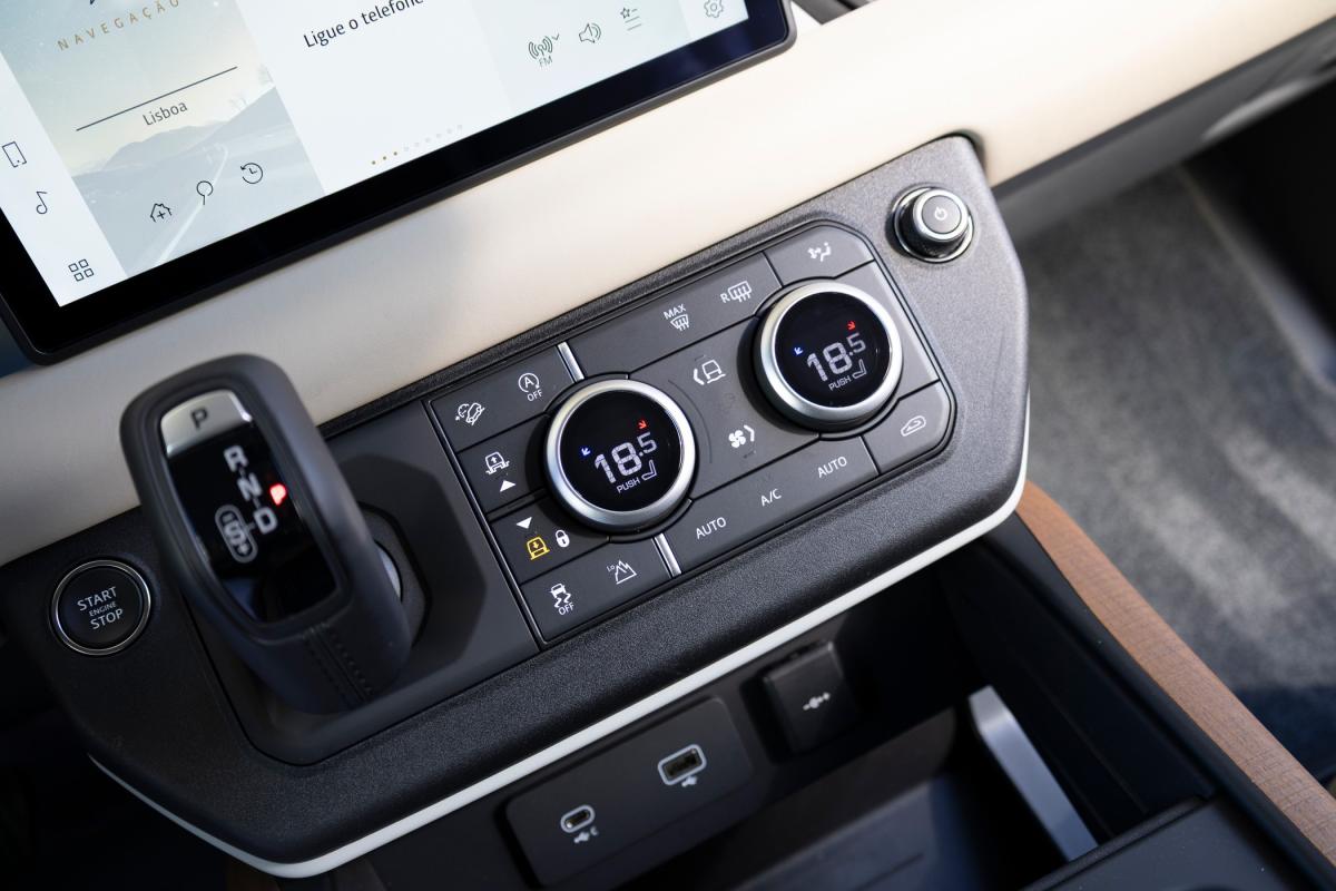 land-rover-defender-2024-gasolina-2996cc