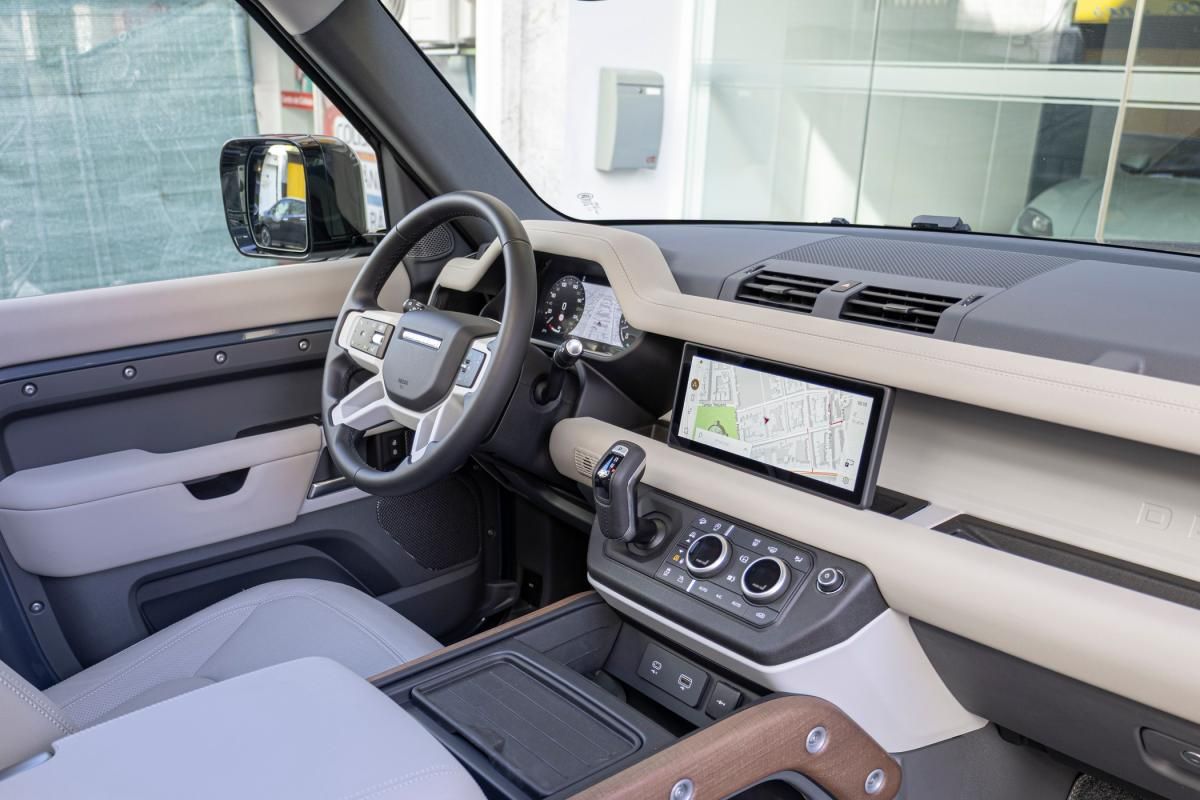 land-rover-defender-2024-gasolina-2996cc
