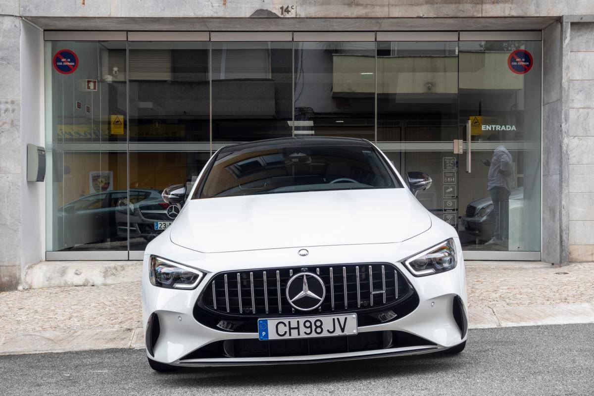mercedes-benz-amg-gt-2025-hibrido-a-gasolina-3982cc