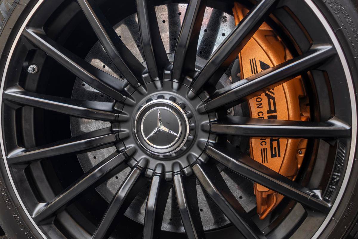 mercedes-benz-amg-gt-2025-hibrido-a-gasolina-3982cc