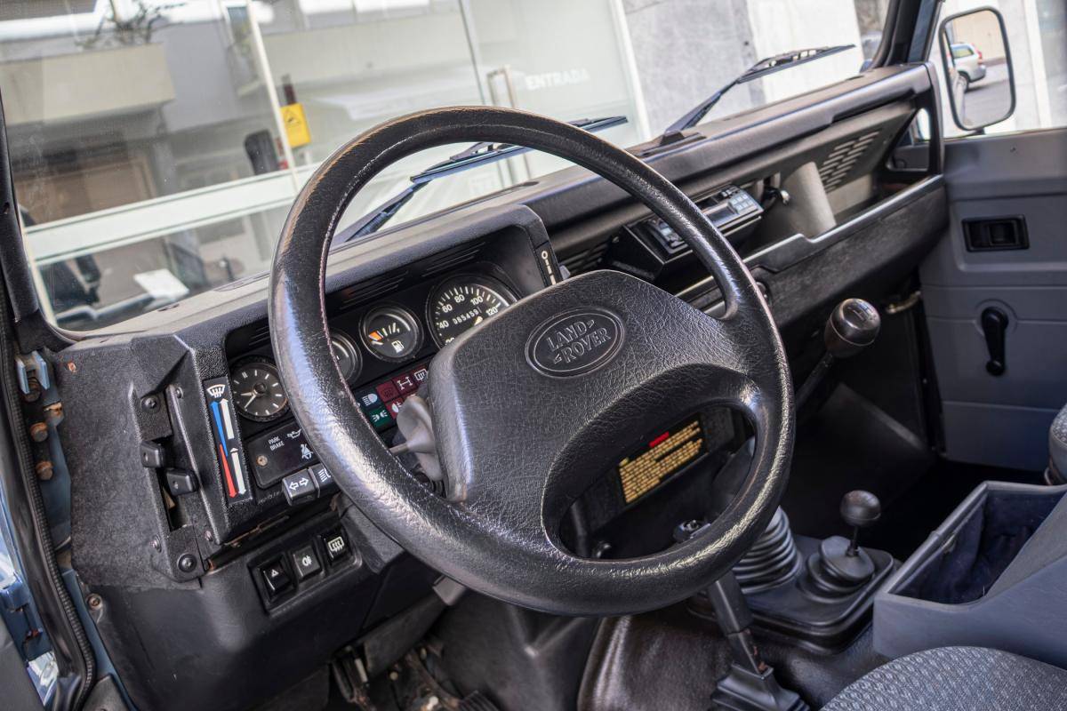 land-rover-defender-1997-diesel-2495cc