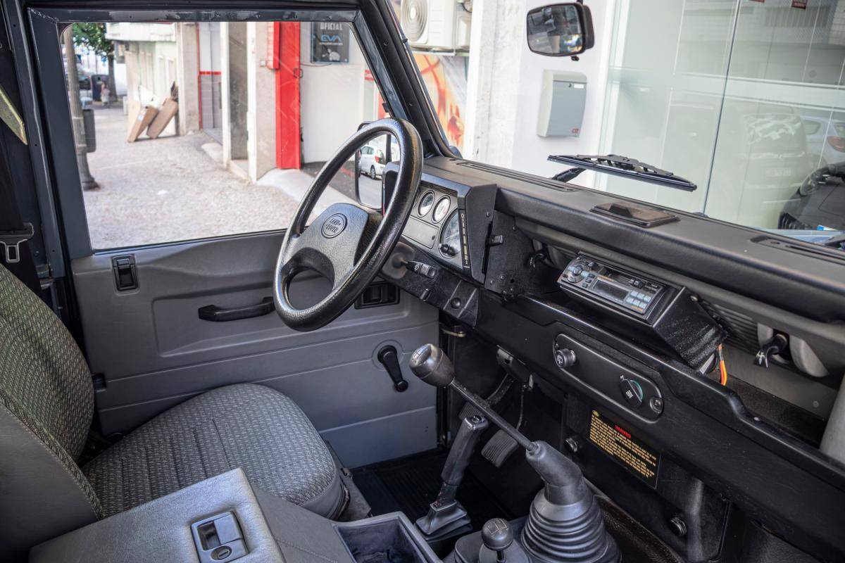 land-rover-defender-1997-diesel-2495cc