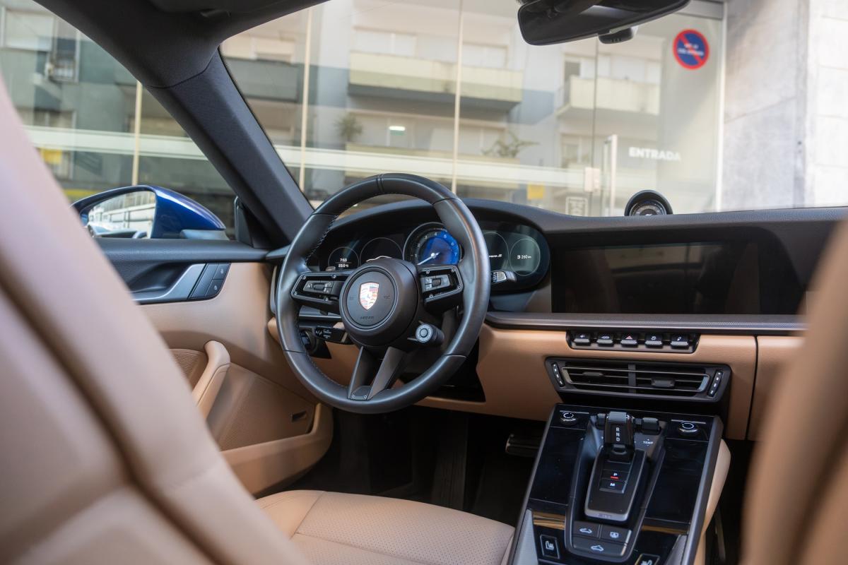 porsche-992-2024-gasolina-2981cc