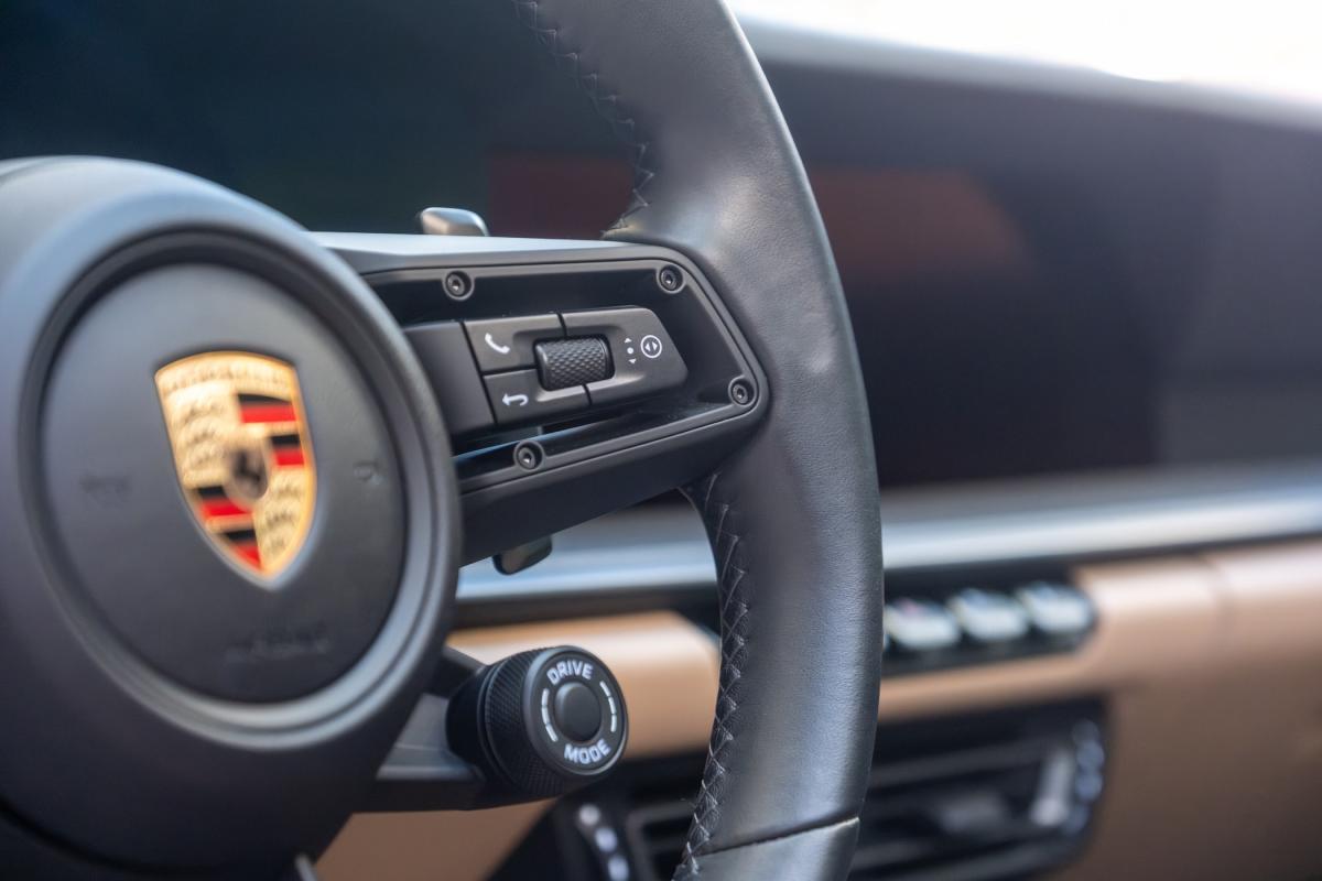porsche-992-2024-gasolina-2981cc