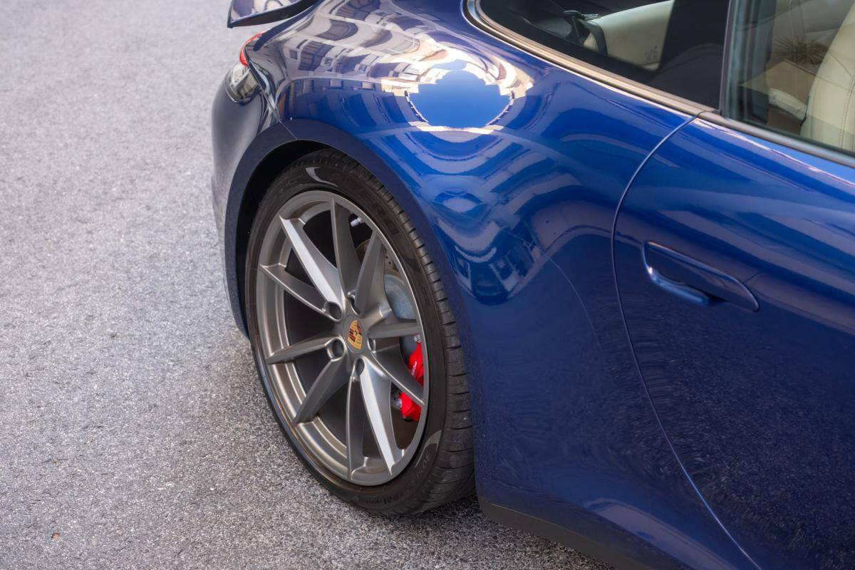 porsche-992-2024-gasolina-2981cc