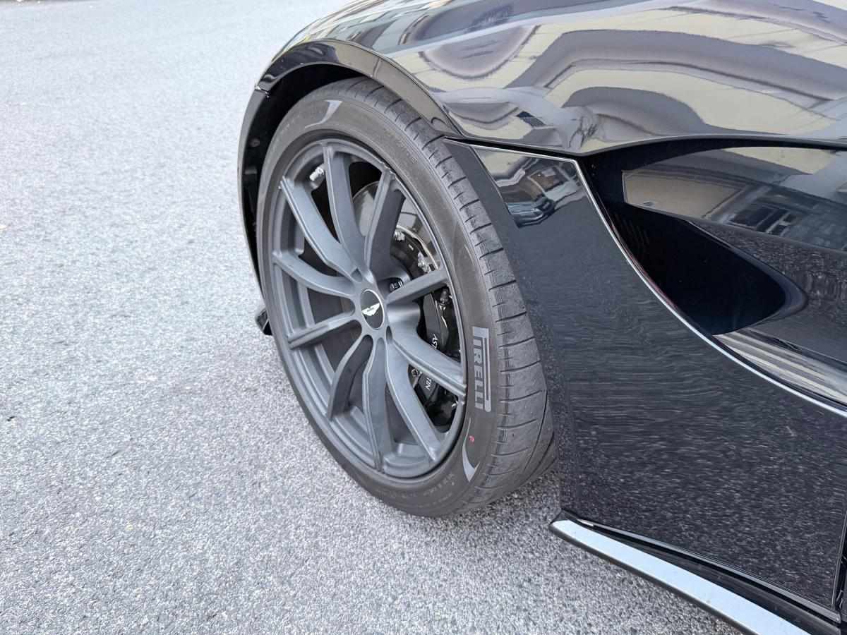 aston-martin-vantage-roadster-2022-gasolina-3982cc