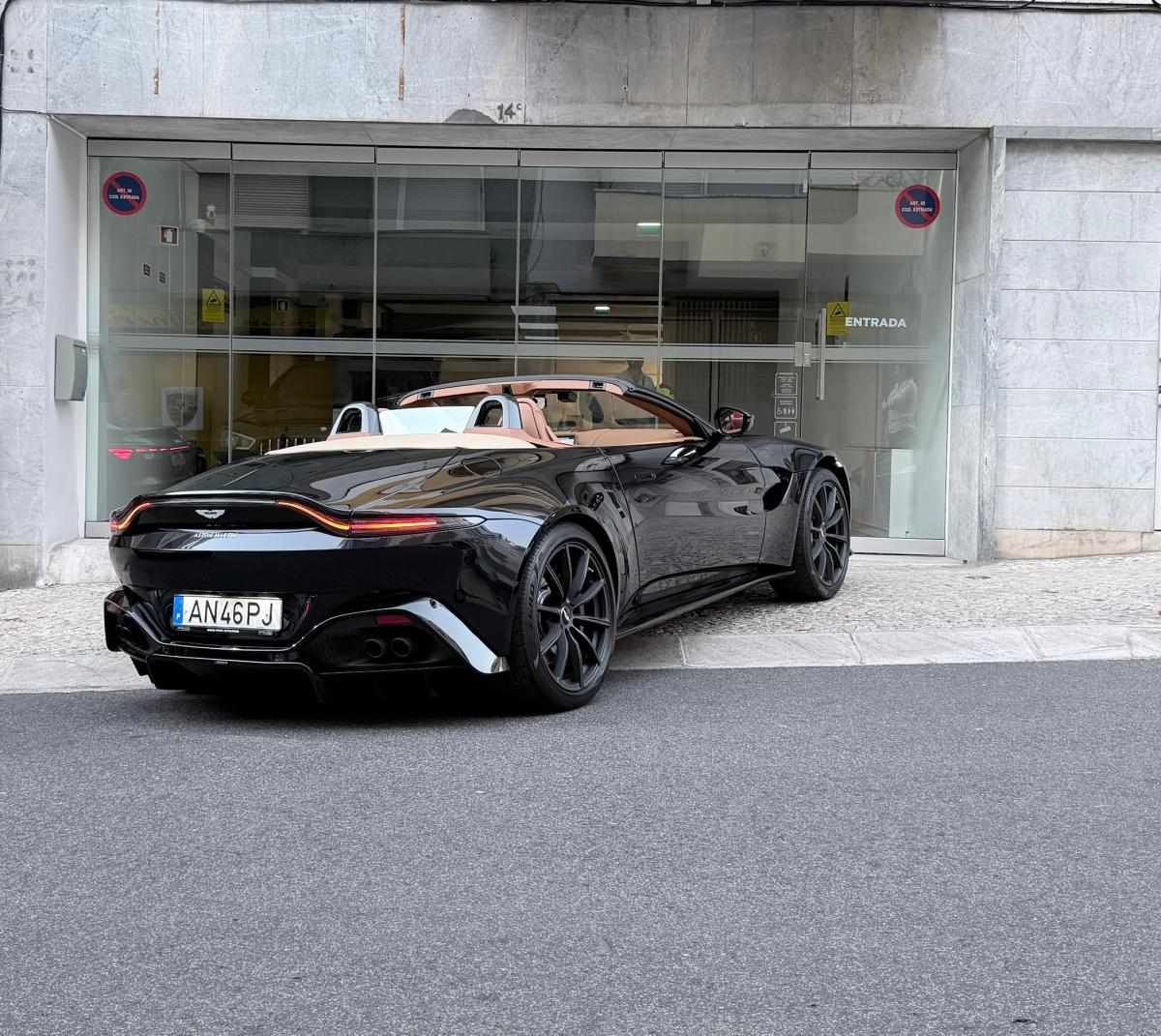 aston-martin-vantage-roadster-2022-gasolina-3982cc
