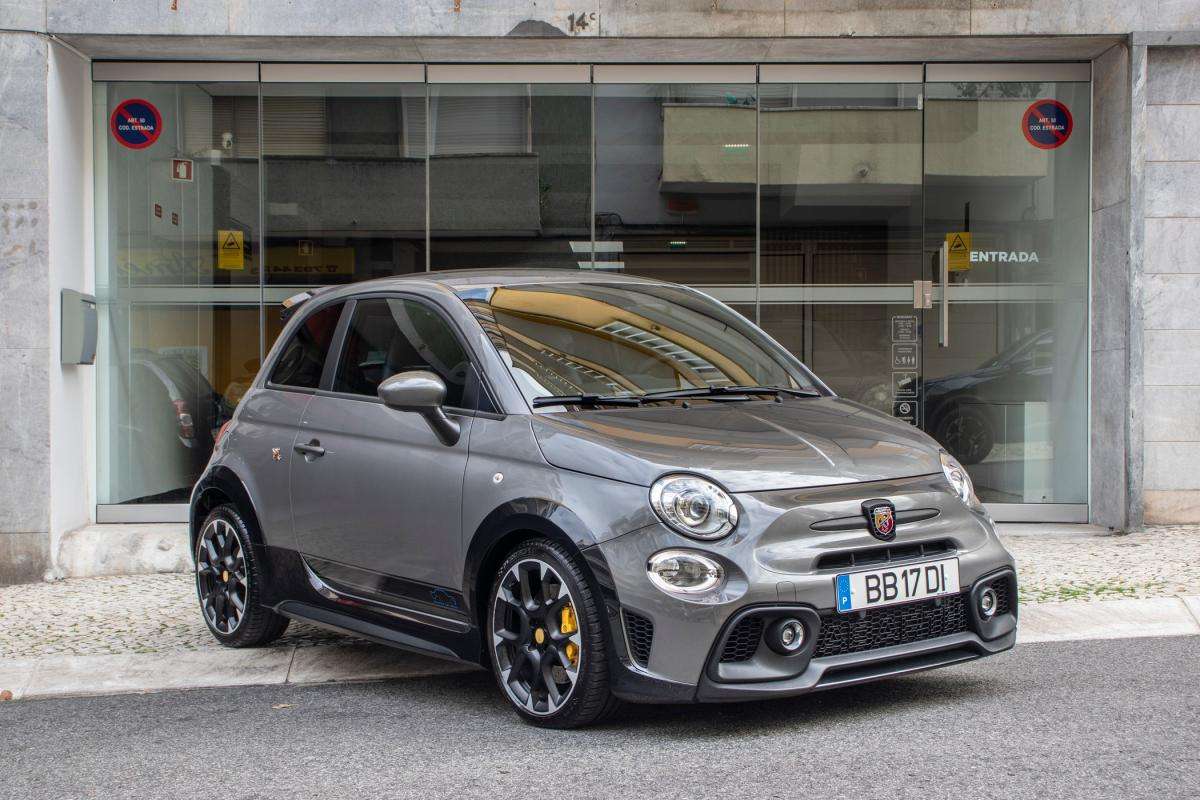 abarth-695-2023-gasolina-1368cc