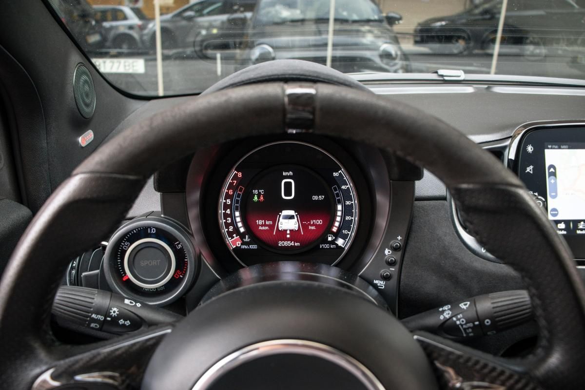 abarth-695-2023-gasolina-1368cc